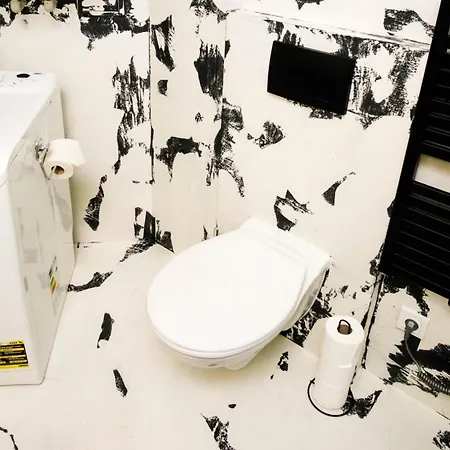 Black & White Apartment Prague By Wenceslas Square And Muzeum * Prague