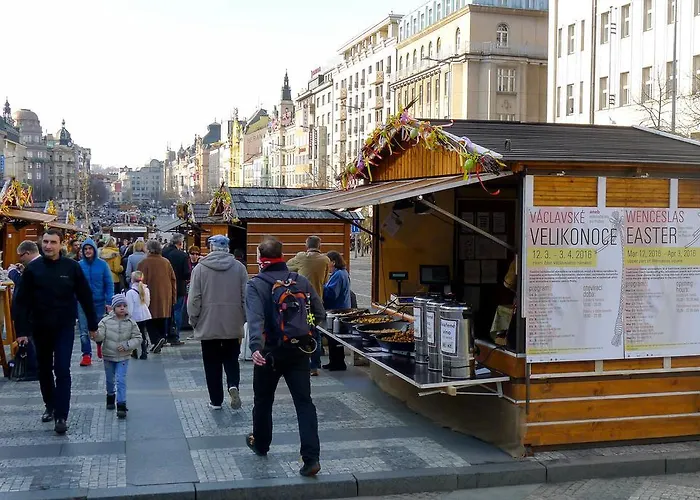 Black & White By Wenceslas Square And Muzeum 아파트 *